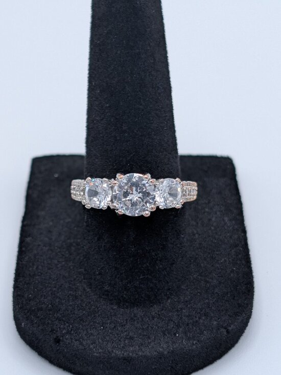 Jewelry - Vintage S925 Silver 3 Stone CZ Travel Ring Pave Accents Size 6.75 7